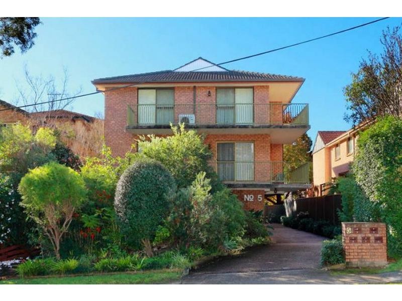 2/5 Robert Street, Telopea NSW 2117