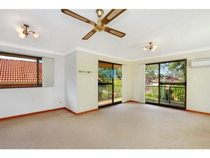 2/5 Robert Street, Telopea NSW 2117