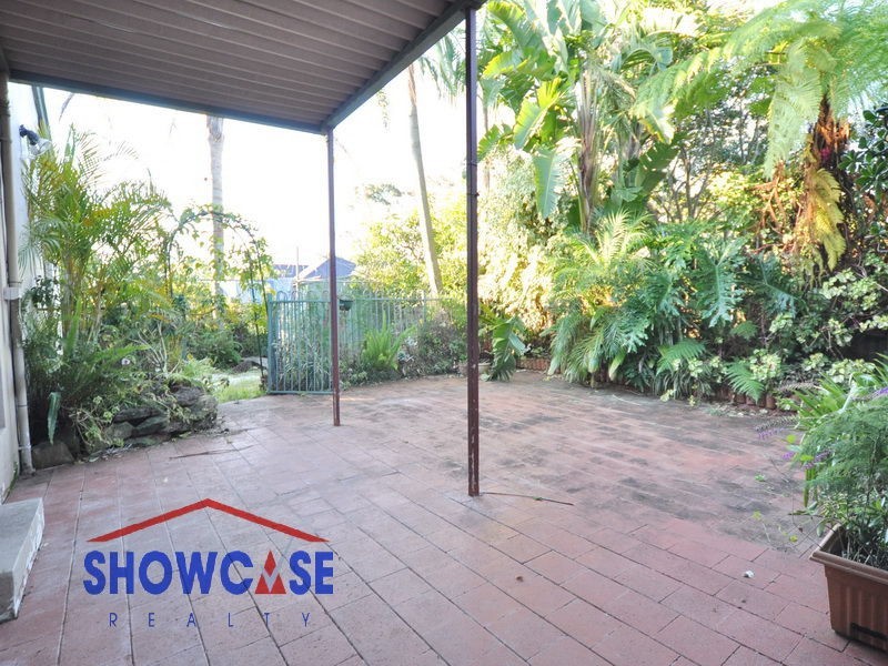1 Bellevue Drive, Carlingford NSW 2118