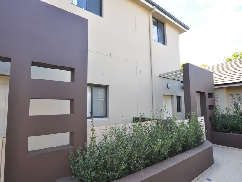 3/10-12 Adderton Road, Telopea NSW 2117