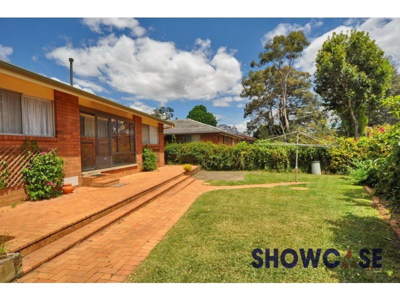 8 Snowdon Avenue, Carlingford NSW 2118