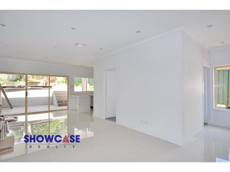 121 & 121A Moffatts Drive, Dundas Valley NSW 2117