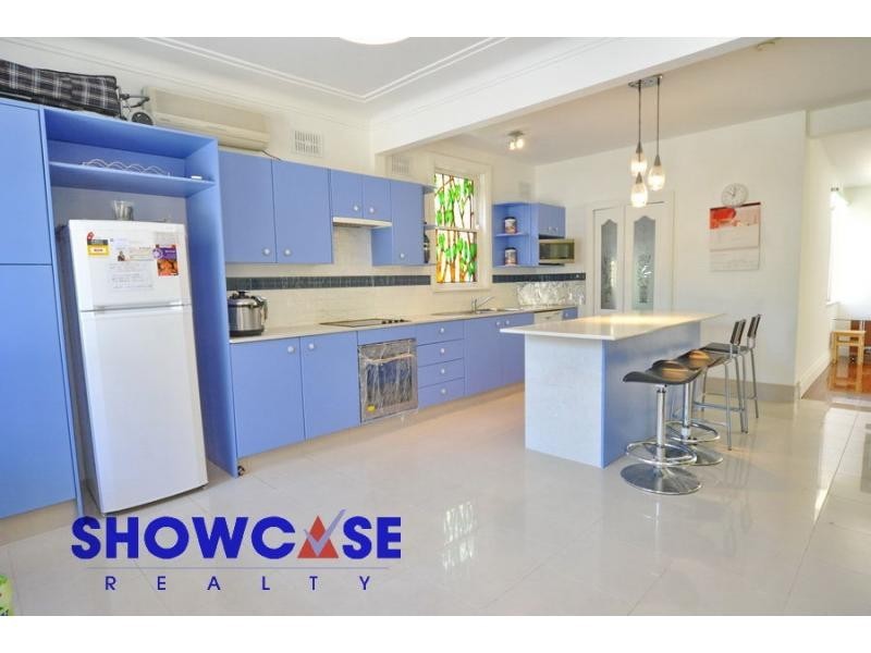 45 Cox Crescent, Dundas Valley NSW 2117