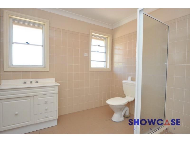17 Mawson Crescent, Ermington NSW 2115