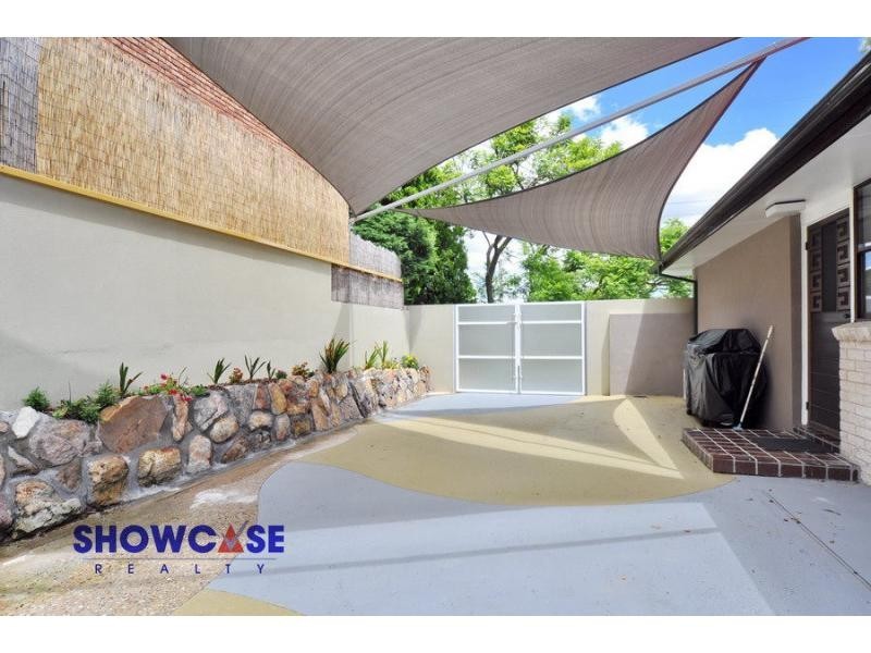 13 Bankshill Crescent, Carlingford NSW 2118