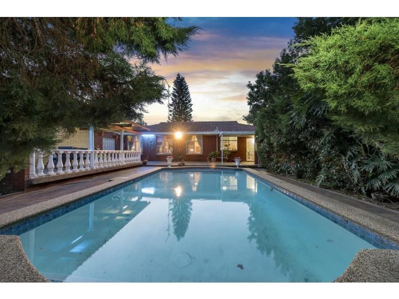 8 Kerribee Place, Carlingford NSW 2118