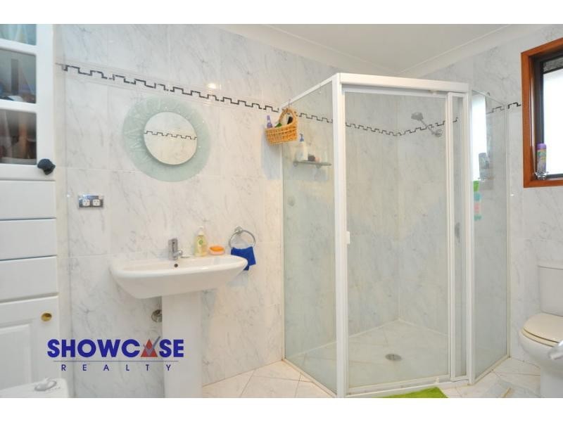 16 Lesley Avenue, Carlingford NSW 2118