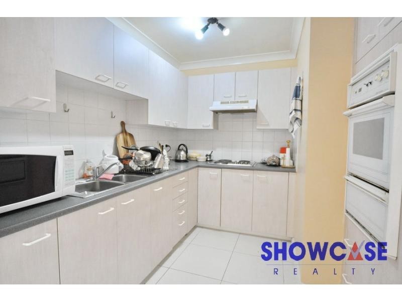 1/133 Adderton Road, Carlingford NSW 2118