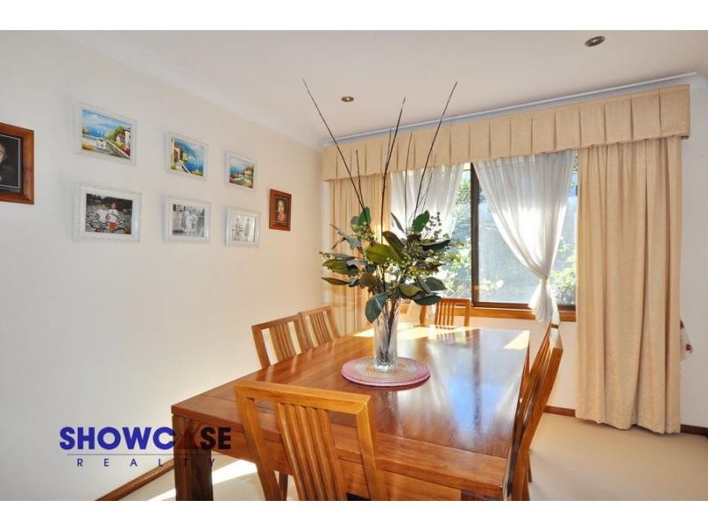 10 Panaview Crescent, North Rocks NSW 2151