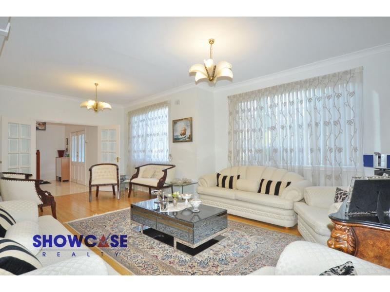 19 Bradley Drive, Carlingford NSW 2118