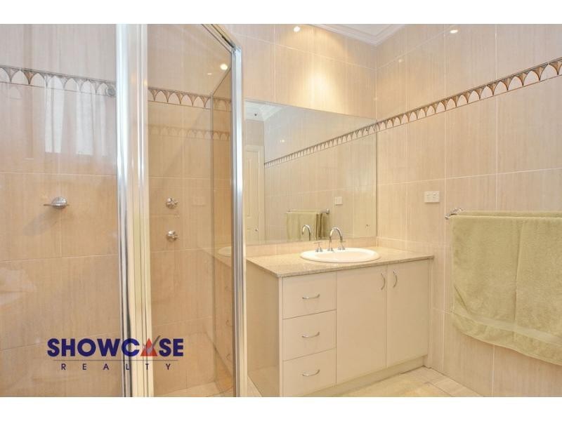 10 Greyfriar Place, Kellyville NSW 2155