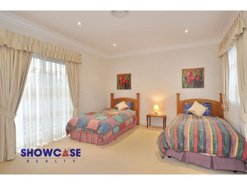 10 Greyfriar Place, Kellyville NSW 2155