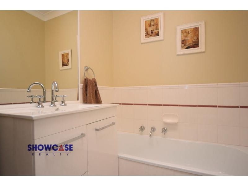 4/8A Ingleby Street, Oatlands NSW 2117