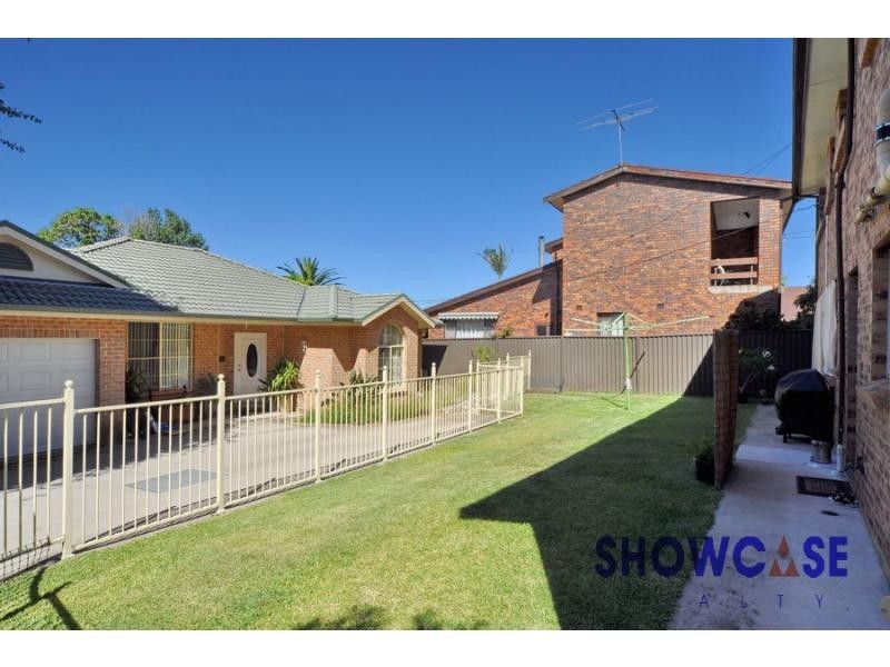 2/247 Marsden Road, Carlingford NSW 2118
