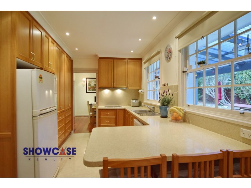 38 Murray Farm Rd, Carlingford NSW 2118