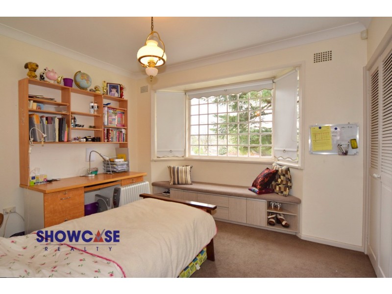 38 Murray Farm Rd, Carlingford NSW 2118