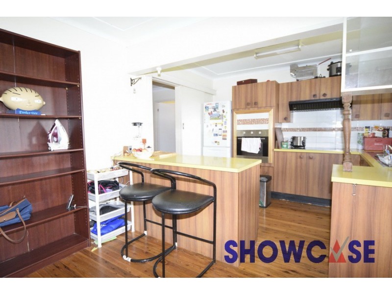 24 Bellevue Dr, Carlingford NSW 2118