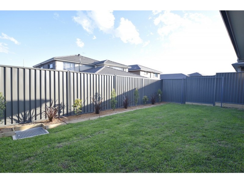 12 Offtake St, Leppington NSW 2179