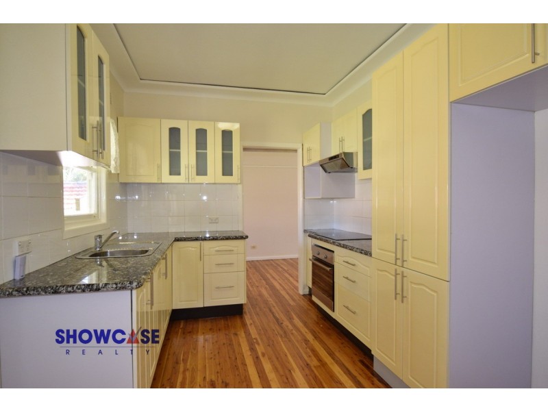 4 Torquil Ave, Carlingford NSW 2118