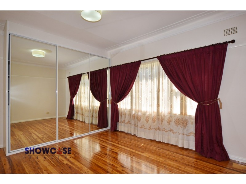 4 Torquil Ave, Carlingford NSW 2118