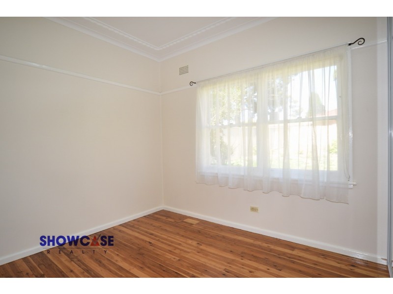 4 Torquil Ave, Carlingford NSW 2118