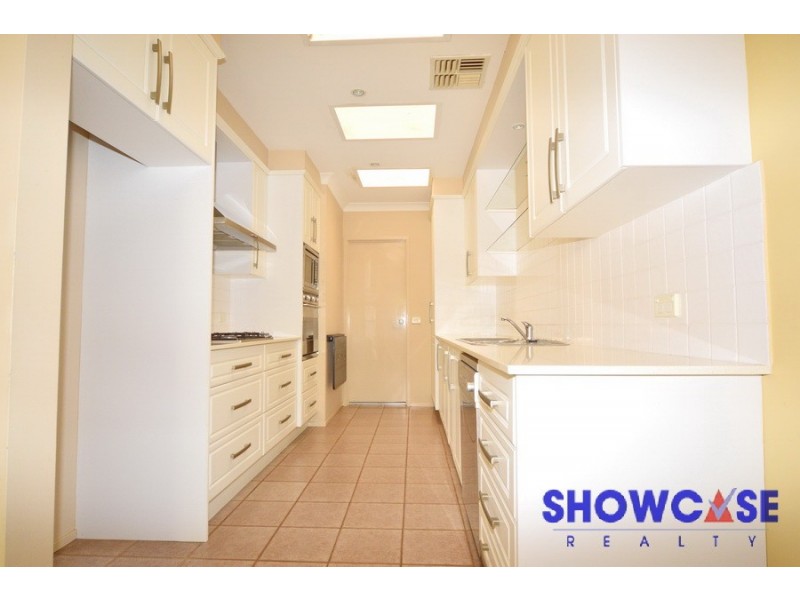 7/10-12 Donald St, Carlingford NSW 2118