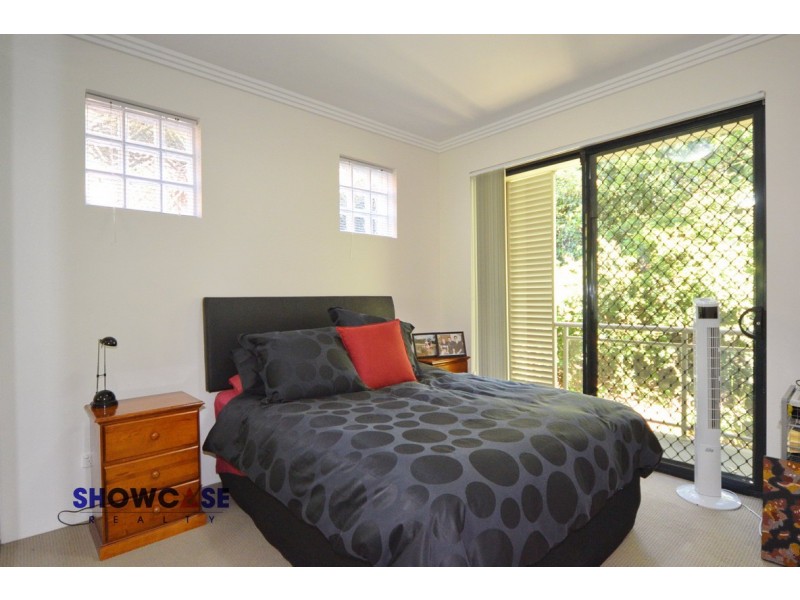 4/22 Robert St, Telopea NSW 2117