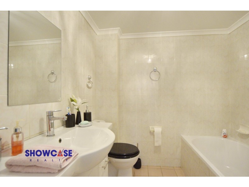 4/1-3 Lloyds Ave, Carlingford NSW 2118