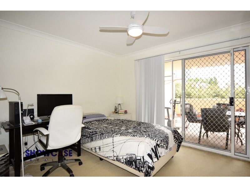 4/1-3 Lloyds Ave, Carlingford NSW 2118