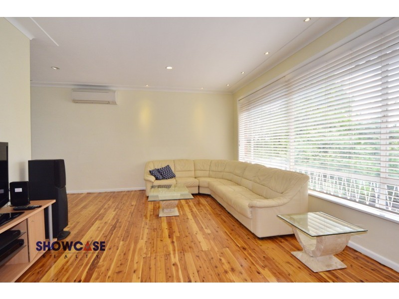 19 Pennant Pde, Carlingford NSW 2118