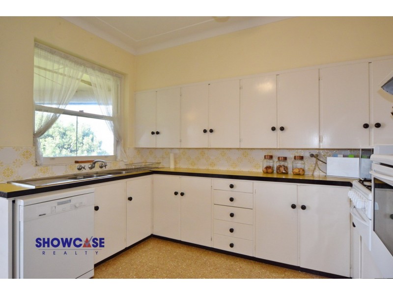 46 Trelawney St, Eastwood NSW 2122