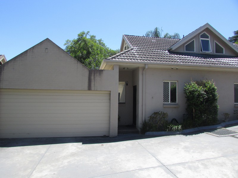 4/10-12 Donald St, Carlingford NSW 2118