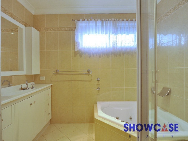 27 Ainslie Pde, Carlingford NSW 2118