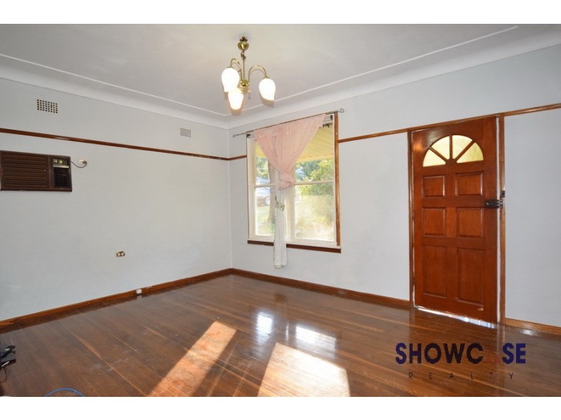 4 Warwick Rd, Dundas Valley NSW 2117