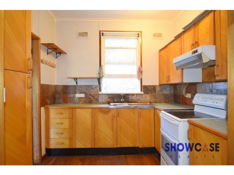 4 Warwick Rd, Dundas Valley NSW 2117