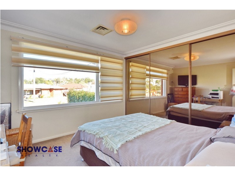 31 Austin Cres, Constitution Hill NSW 2145