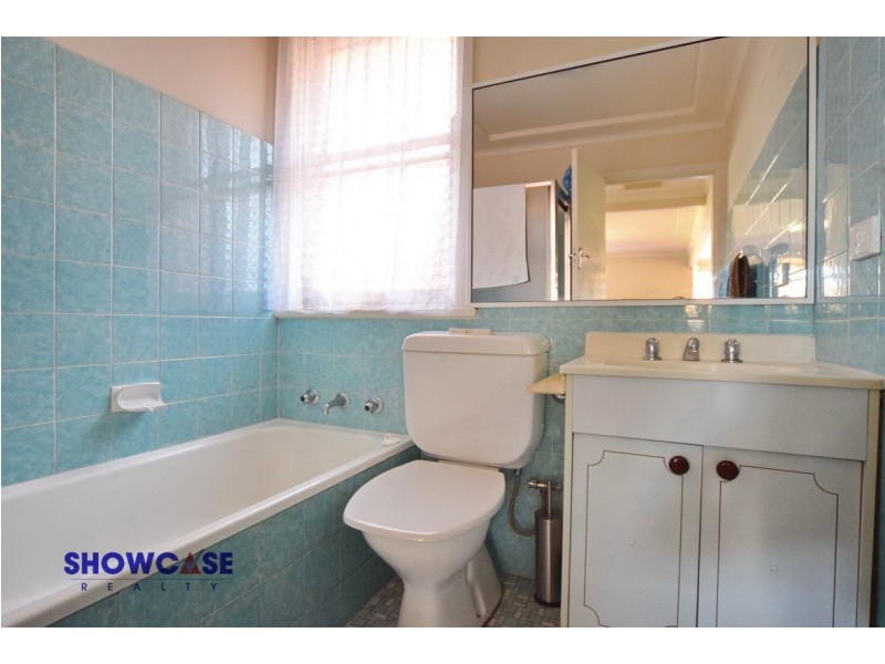 31 Austin Cres, Constitution Hill NSW 2145