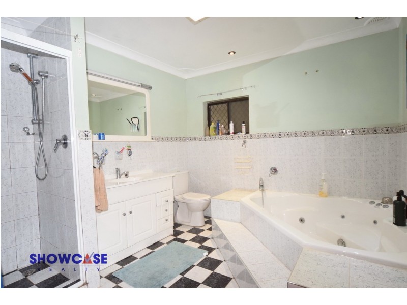 14 Alkira Rd, Carlingford NSW 2118