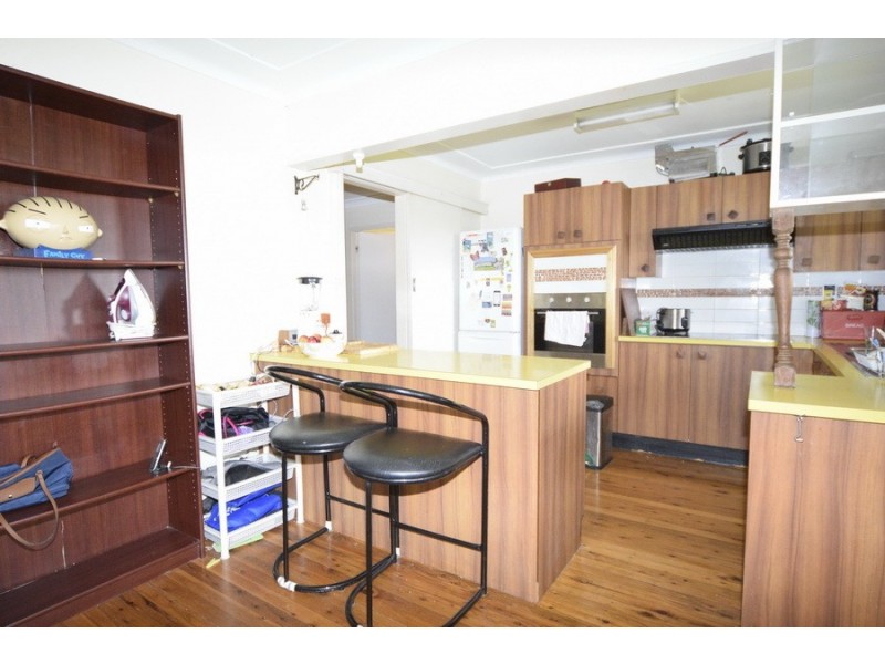 24 Bellevue Dr, Carlingford NSW 2118