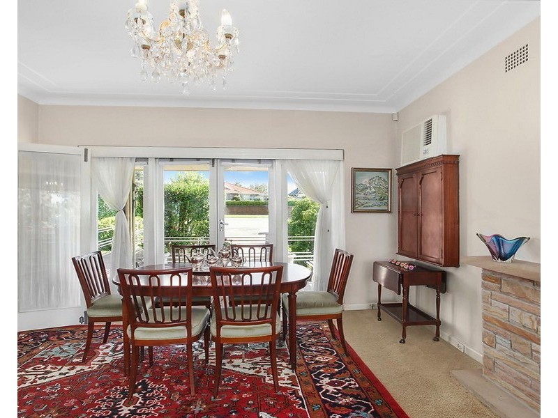 46 Trelawney St, Eastwood NSW 2122