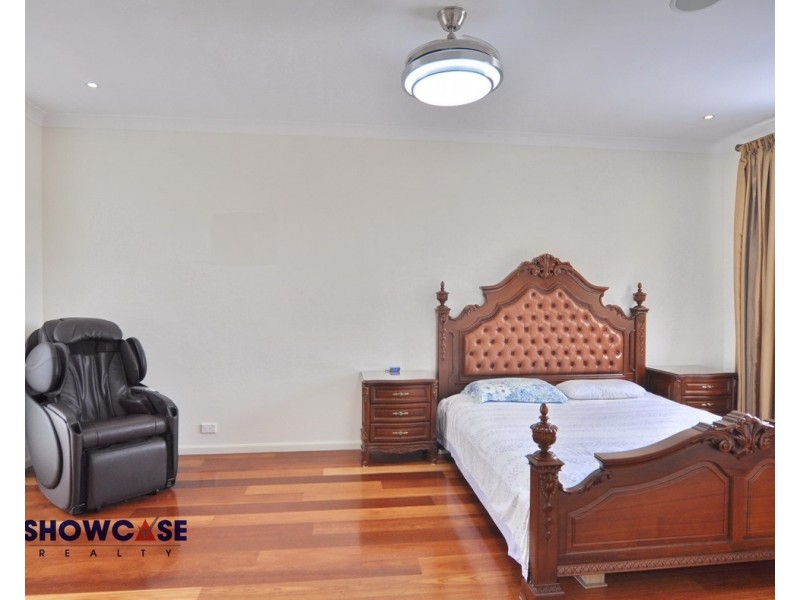 16 Dunrossil Ave, Carlingford NSW 2118