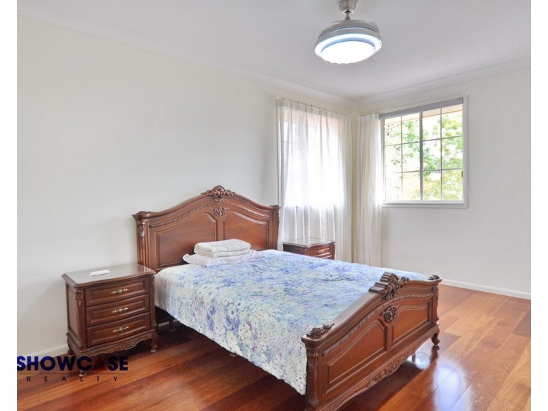 16 Dunrossil Ave, Carlingford NSW 2118