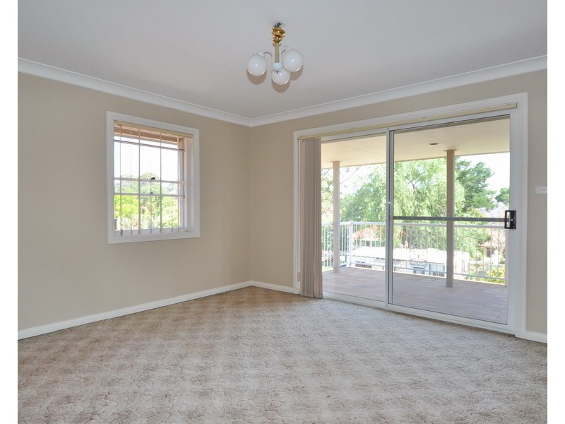 17 Mawson Crescent, Ermington NSW 2115