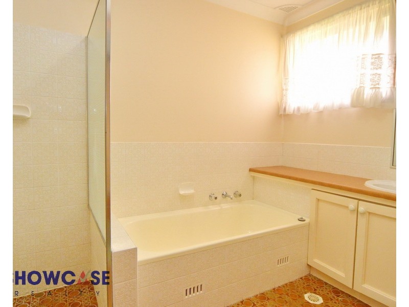 6 Miamba Ave, Carlingford NSW 2118