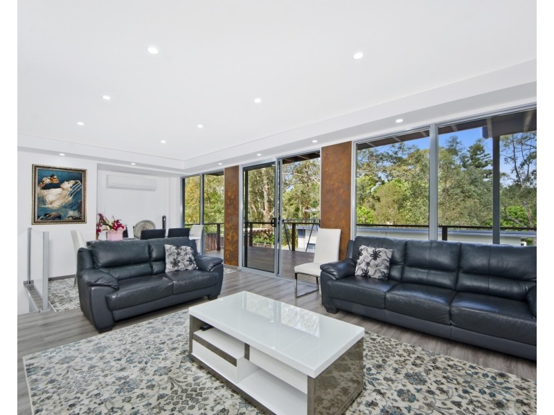 7 Caprera Rd, Northmead NSW 2152