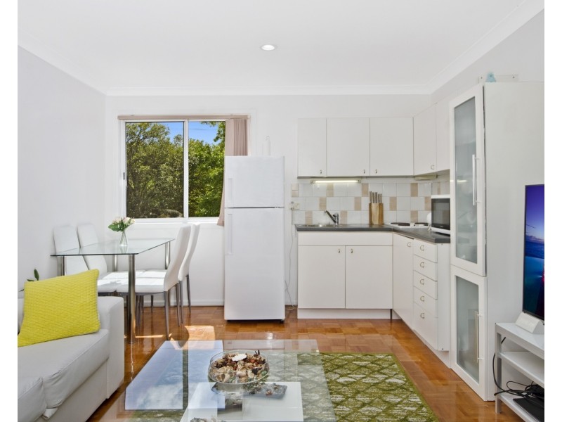 7 Caprera Rd, Northmead NSW 2152