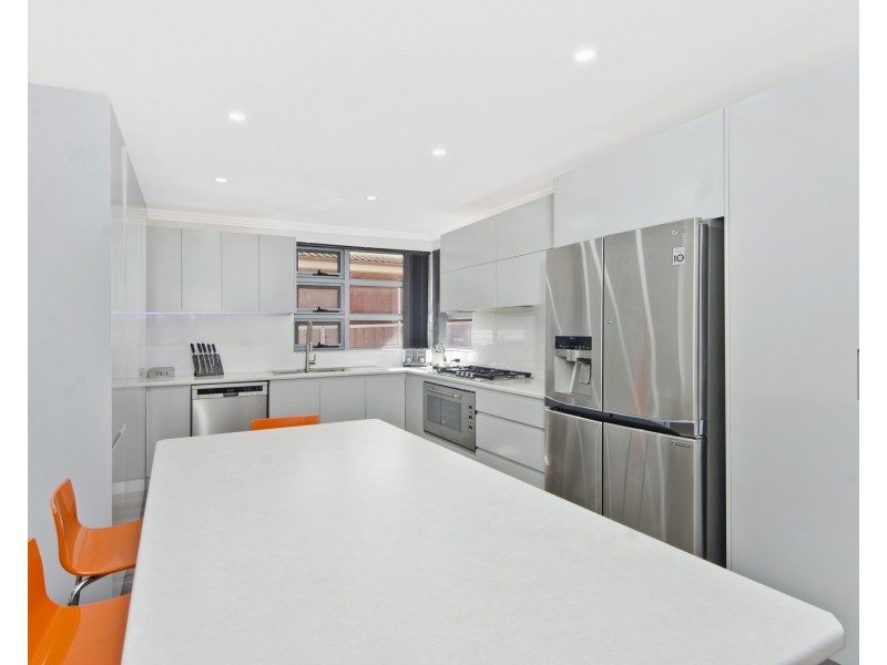 7 Caprera Rd, Northmead NSW 2152