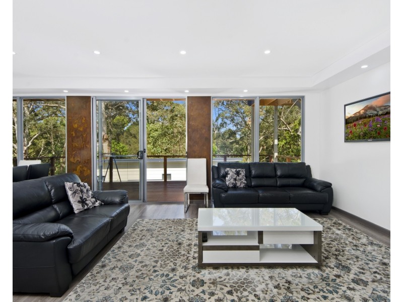 7 Caprera Rd, Northmead NSW 2152