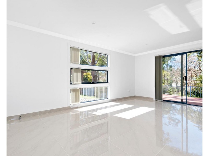 7 Caprera Rd, Northmead NSW 2152