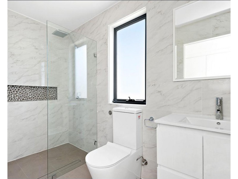 7 Caprera Rd, Northmead NSW 2152